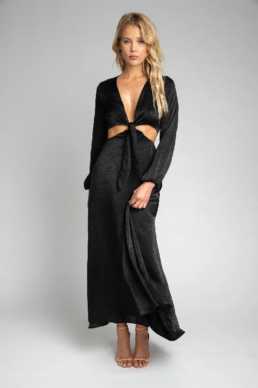 Deal Dash Noelle Maxi in Black