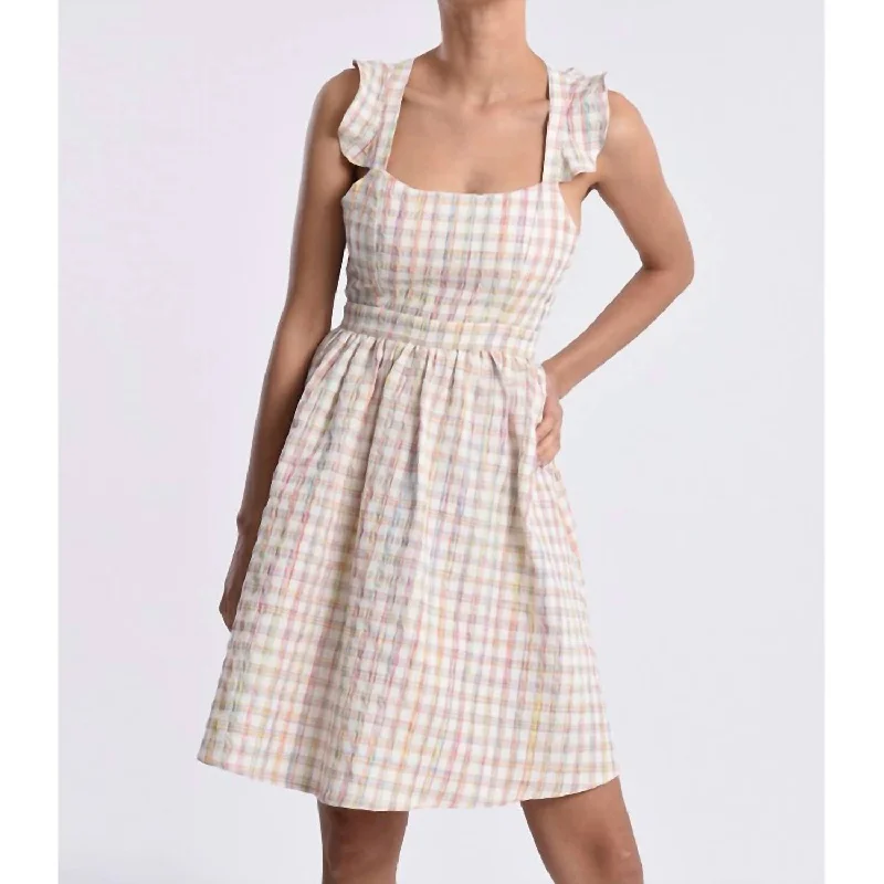 Value Deals Check Mate Dress In Beige
