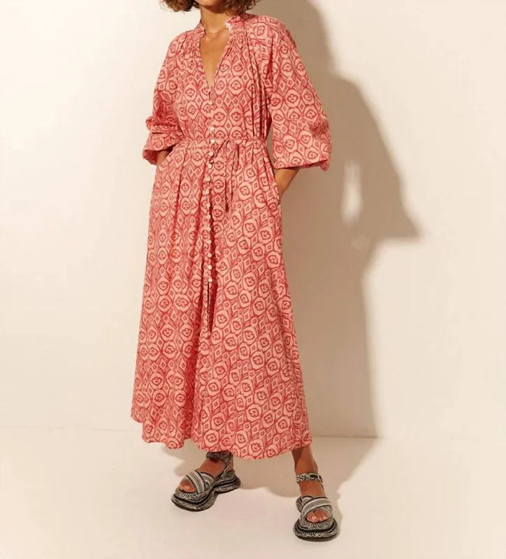 Exclusive Access Zahara Maxi Dress In Red Ikat