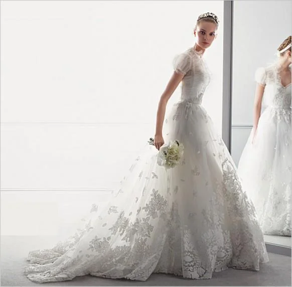 Now or Never Oscar de la Renta 12E04