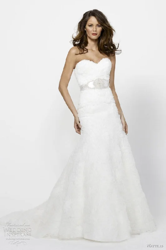 Season Finale Sale Watters Chrissie 1083B