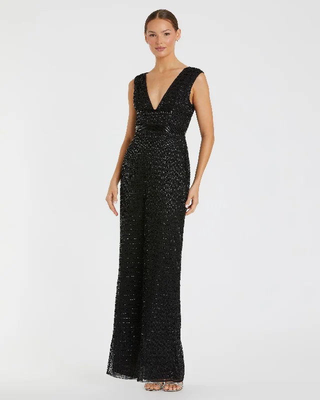 Great Deals Black Beaded Cap Sleeve V Neck Column Gown