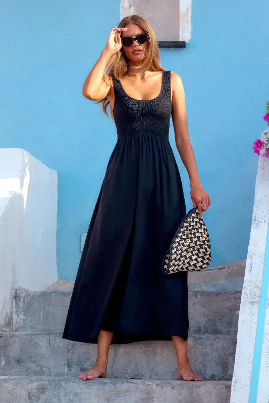 Price Break Chloe Dress In Black