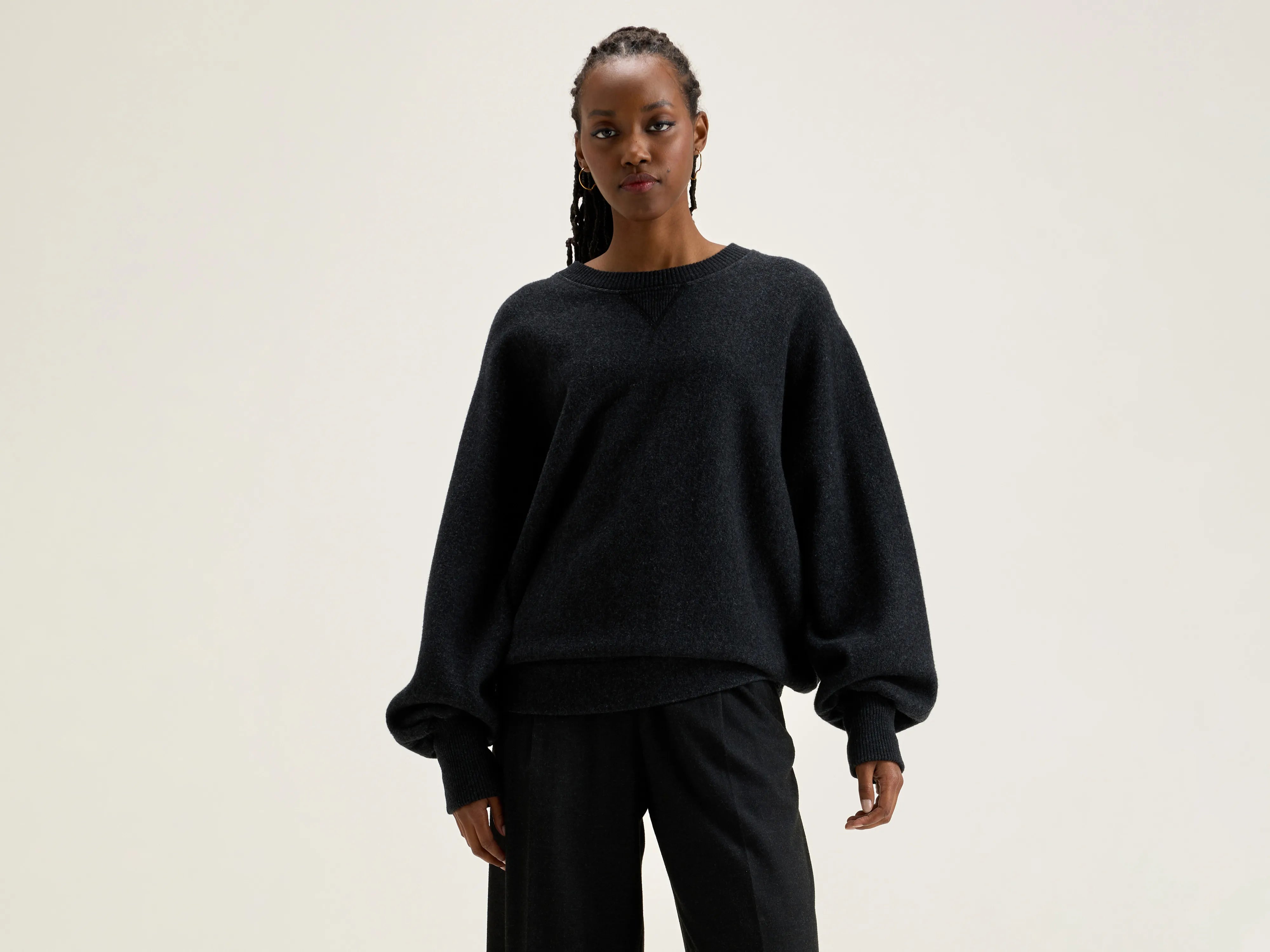 Today’s Special Milos crew-neck sweatshirt (242 / W / OFF BLACK)