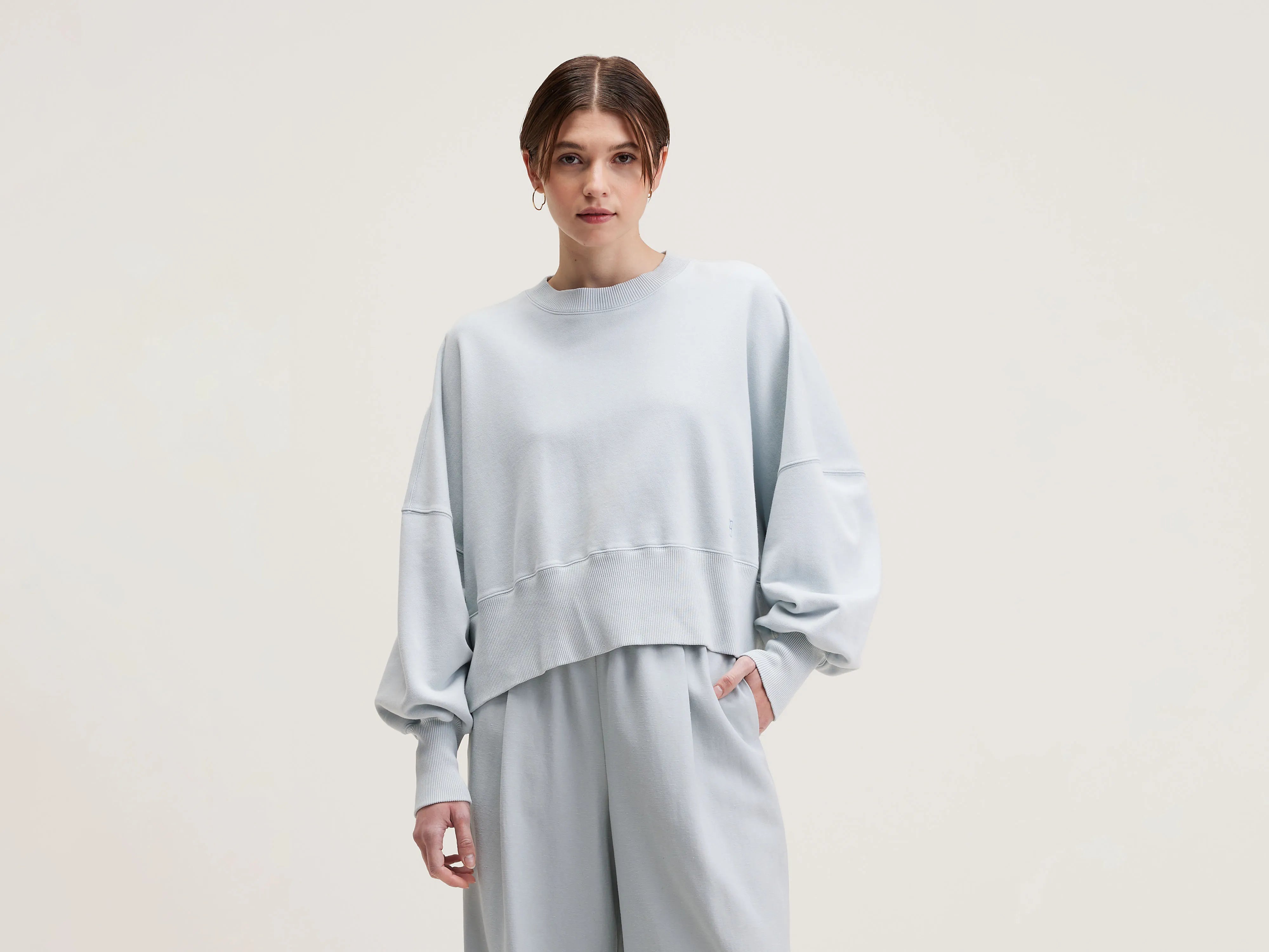 Price Fest Salva cropped sweatshirt (242 / W / GIVRE)