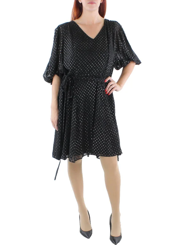 Weekend Special Plus Womens Textured Mini Fit & Flare Dress