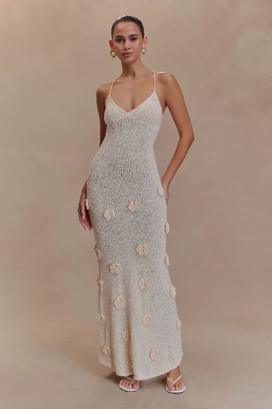 Markdowns Suki Knit Maxi Dress With Flowers - Nude