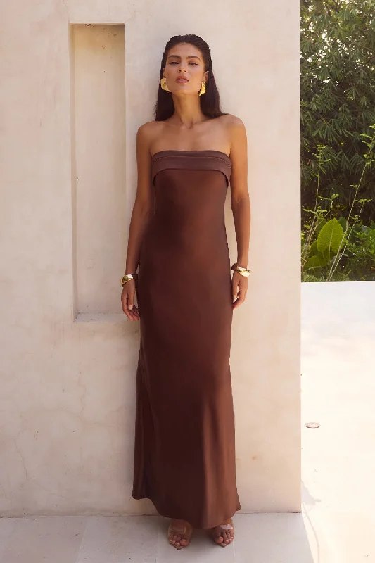 Price Reduction DELILAH MAXI DRESS - CHOCOLATE