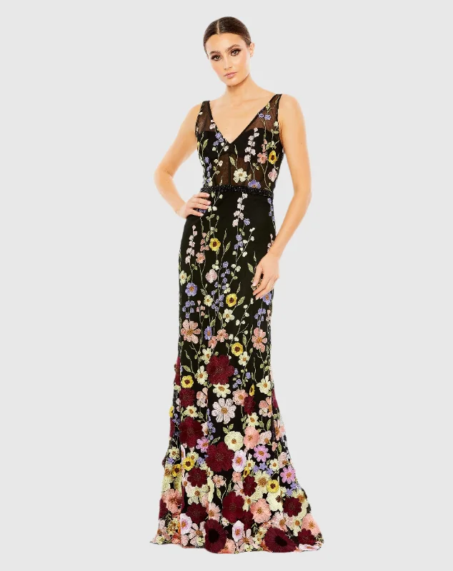 Hot Deal Embroidered Tulle Sleeveless V Neck A Line Gown