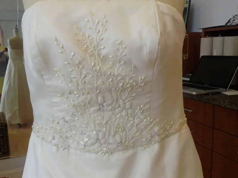 Final Clearance Other Amsale inspired couture gown