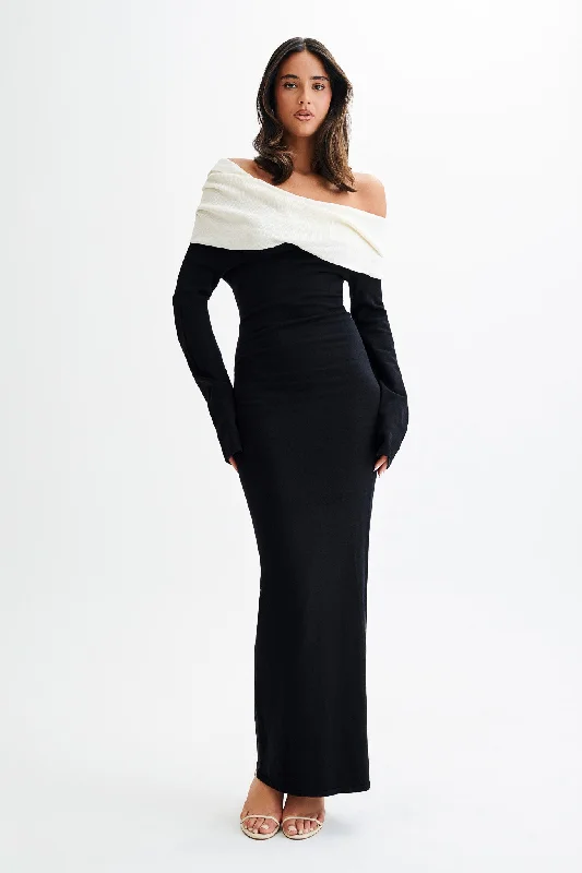 Massive Deals Yoko Contrast Knit Maxi Dress - Black/White