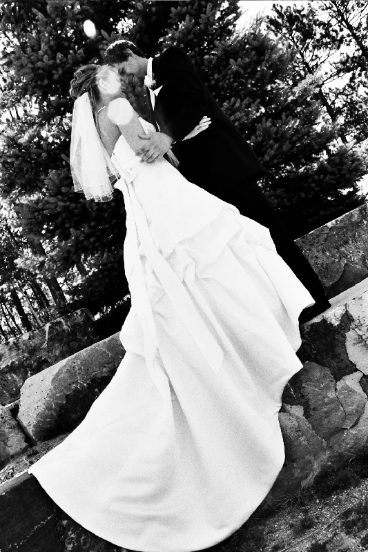 Grand Opening Sale Oleg Cassini CT203