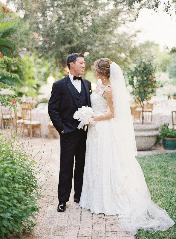Crazy Deals Reem Acra Love is in the air