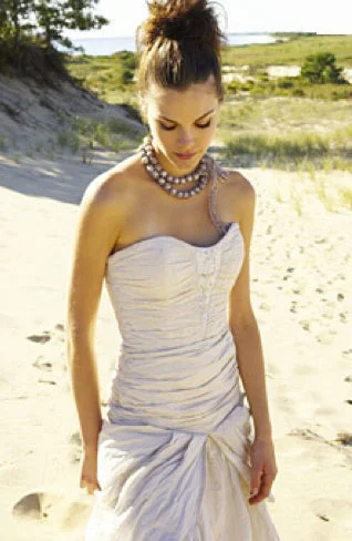 Best Bargains Nicole Miller Strapless Metallic Taffeta