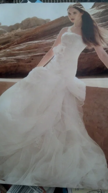 Savings Galore Vera Wang Vera Wang White