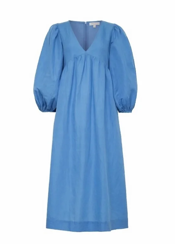 Don't Wait Johanna Midi Dress In Bahama Blue