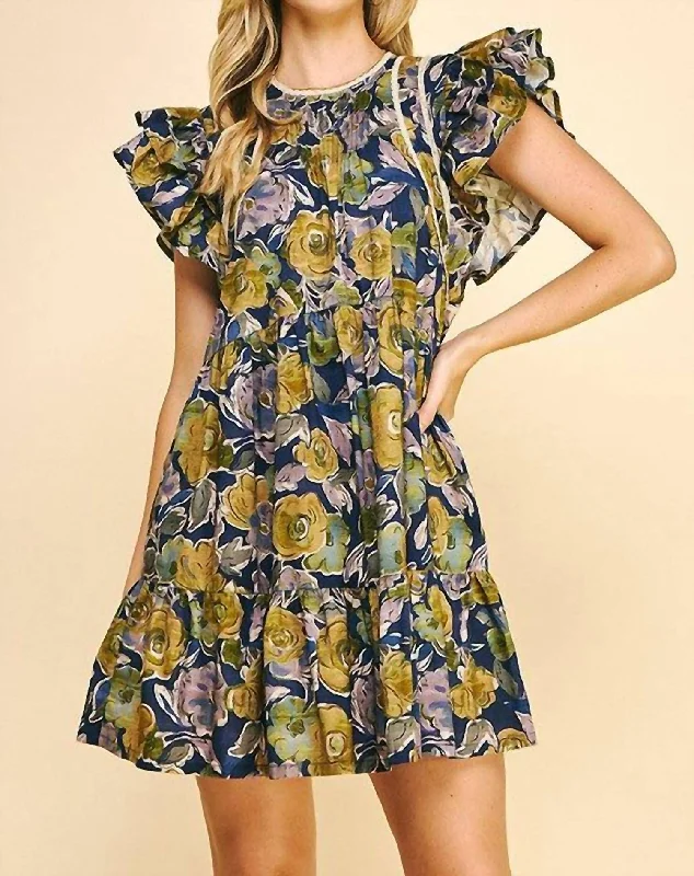 Price Break In Your Mind Dress In Navy