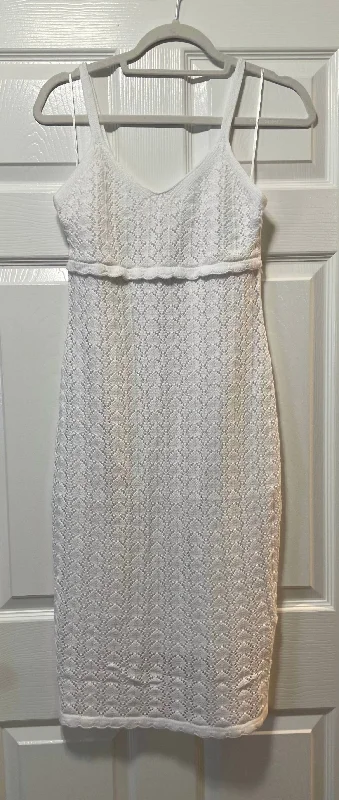 Online Exclusive Pointelle Dress In Bleach White
