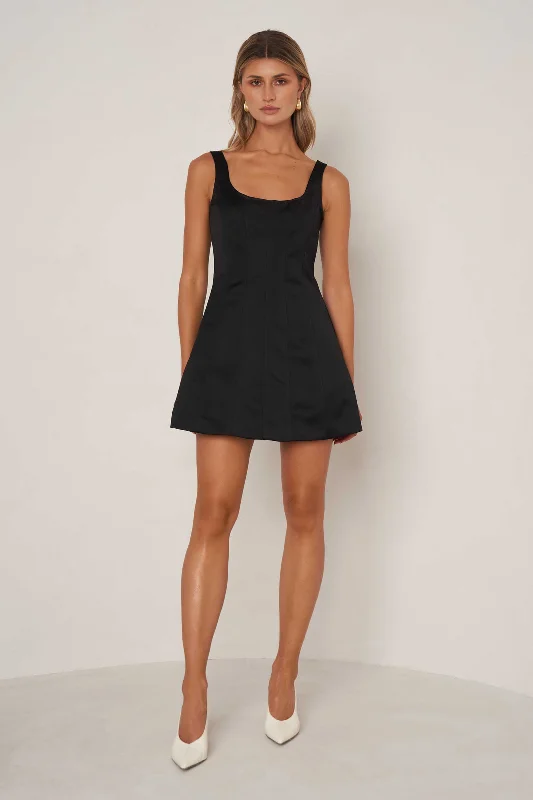 Savings Event Josephine Dress - Black